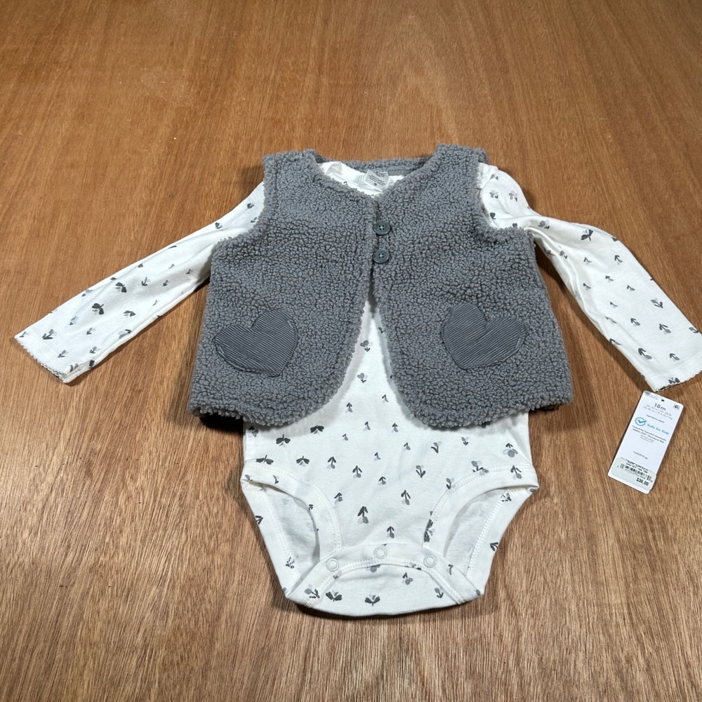 Carter's Vest Set Baby Girl 18M Grey Sherpa Floral Heart Pockets 2-Piece NWT